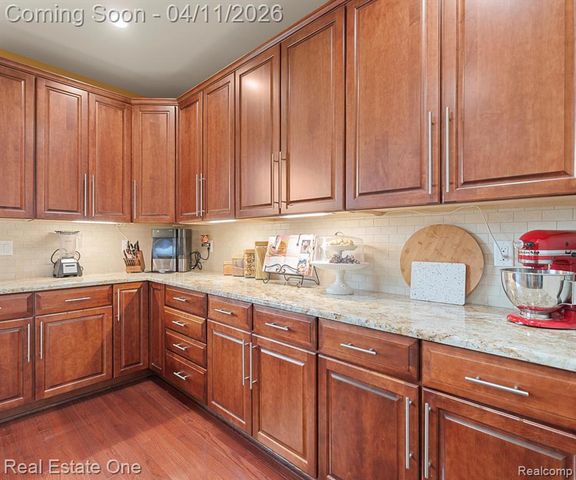 50437 Tamarack Trail, Northville, MI 48168