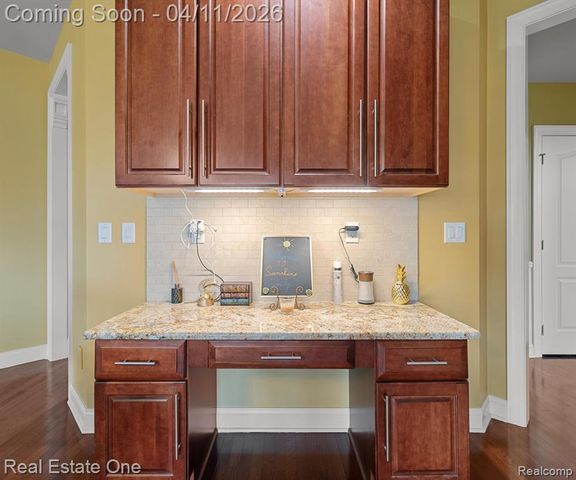 50437 Tamarack Trail, Northville, MI 48168
