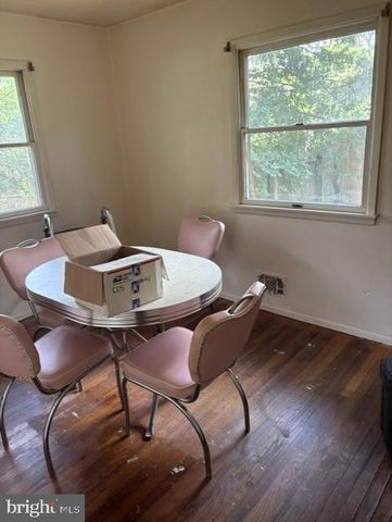 318 LAUREL BLVD, Lanoka Harbor, NJ 08734