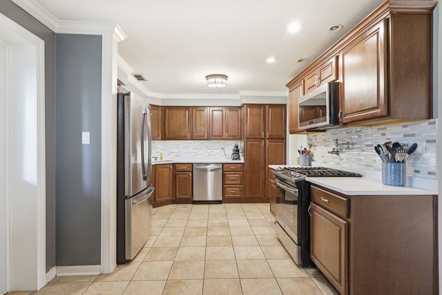 2623 West Street, River Grove, IL 60171