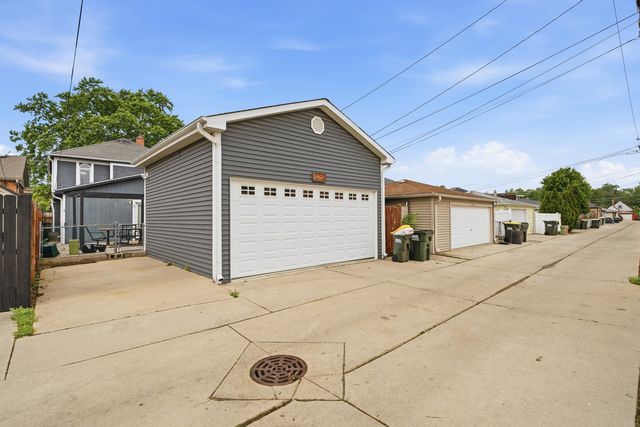 2623 West Street, River Grove, IL 60171