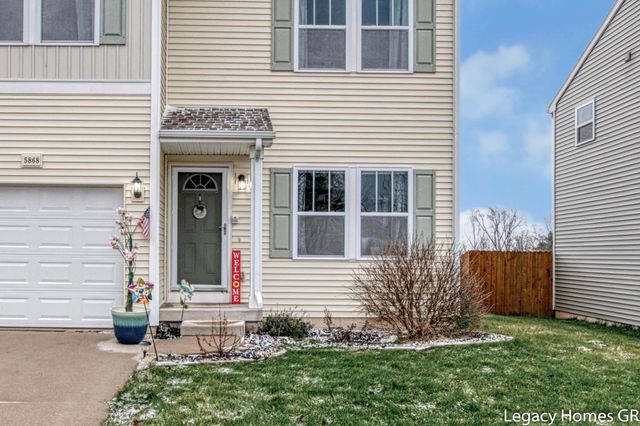 5868 Kiverton Ridge Drive Se, City Of Kentwood, MI 49508