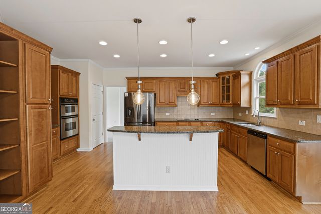 105 Bellhaven Avenue, Fayetteville, GA 30215