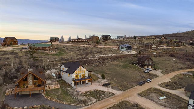 1610 N MACKINAW WAY, Garden City, UT 84028