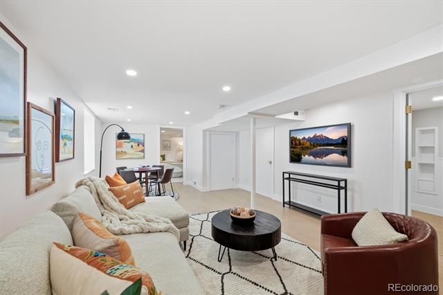 822 S Race Street, Denver, CO 80209