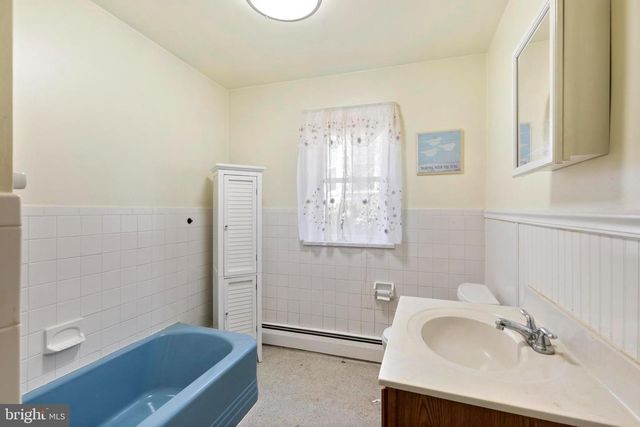 1001 PRIMOS AVE, Secane, PA 19018