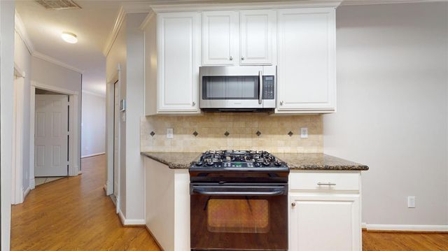 2006 Marchwood Manor Drive, Houston, TX 77090