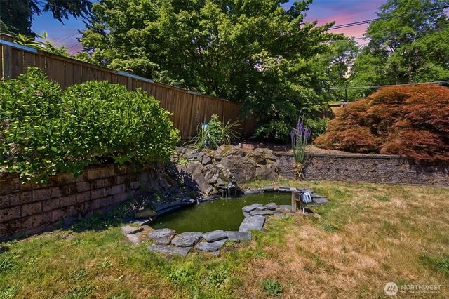 11205 4th Place S, Burien, WA 98168