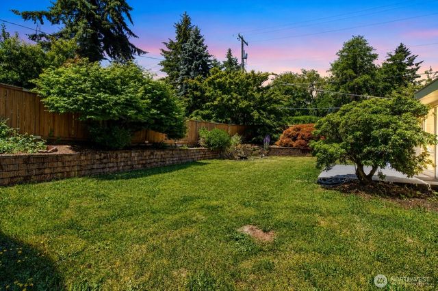 11205 4th Place S, Burien, WA 98168