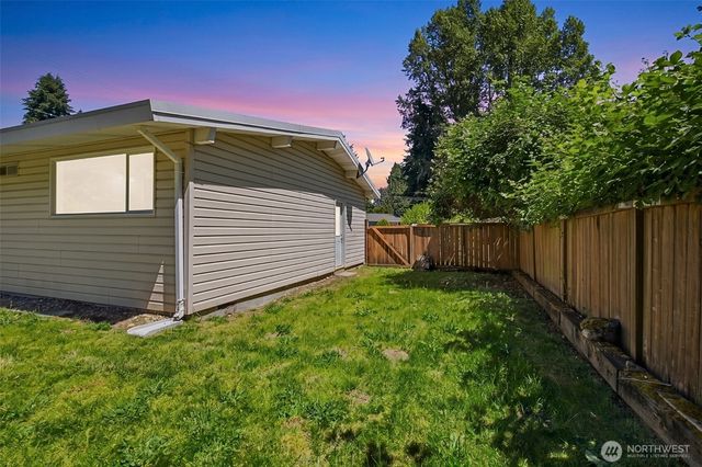 11205 4th Place S, Burien, WA 98168