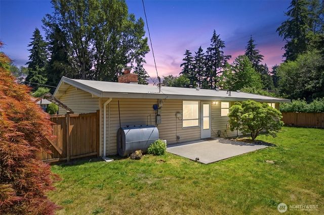 11205 4th Place S, Burien, WA 98168