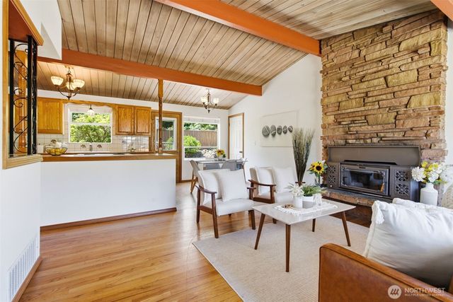 11205 4th Place S, Burien, WA 98168