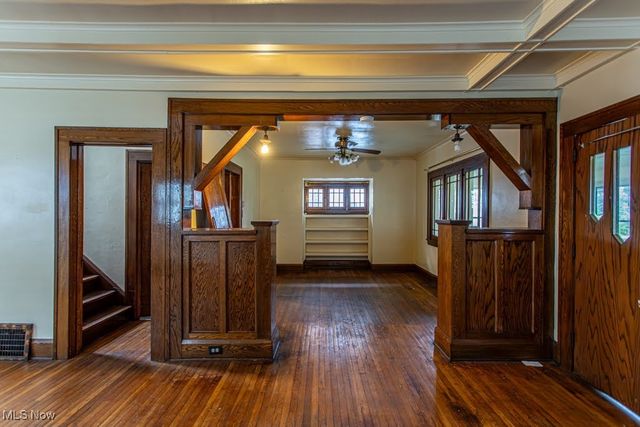 597 W Warren Avenue, Youngstown, OH 44511