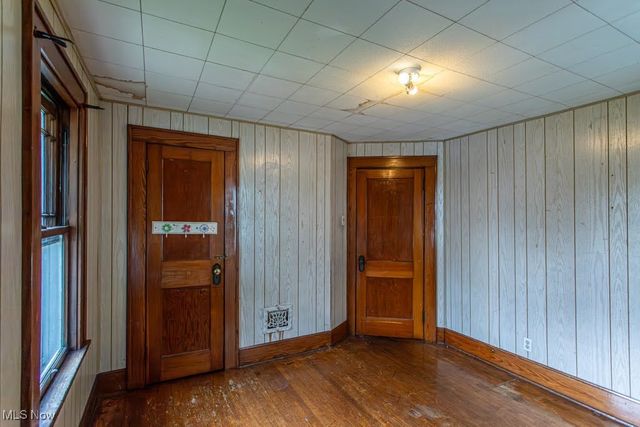 597 W Warren Avenue, Youngstown, OH 44511