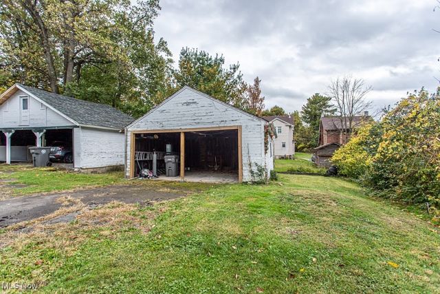 597 W Warren Avenue, Youngstown, OH 44511