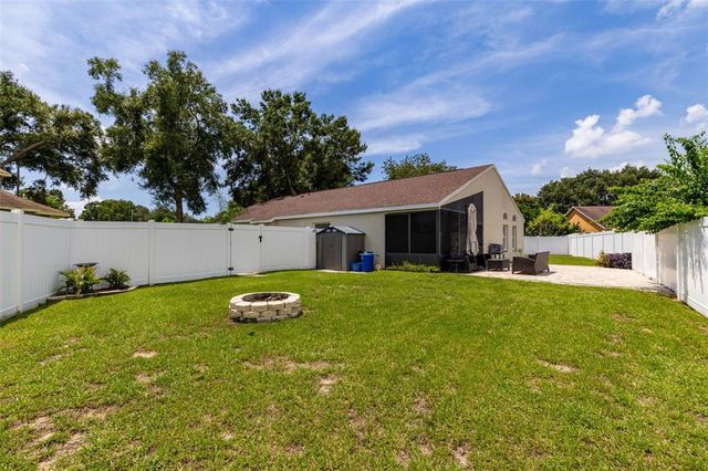 420 SANGRIA DRIVE, Valrico, FL 33594