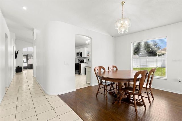 420 SANGRIA DRIVE, Valrico, FL 33594