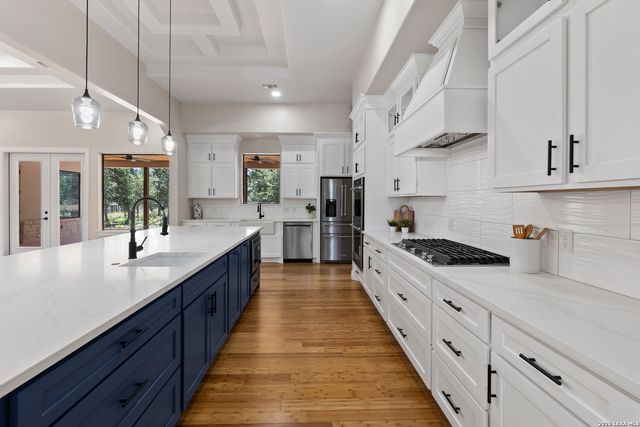 1954 Venezia, New Braunfels, TX 78132