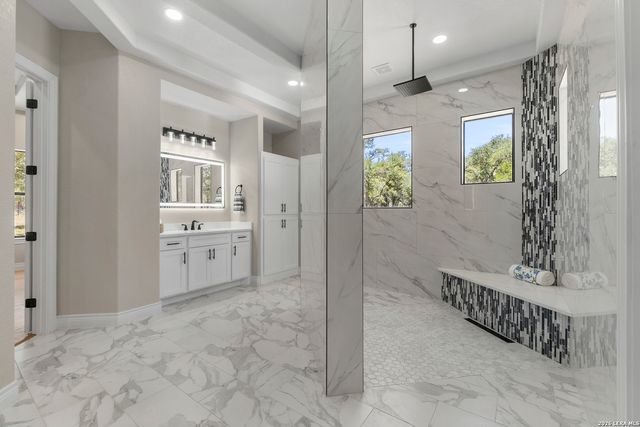 1954 Venezia, New Braunfels, TX 78132