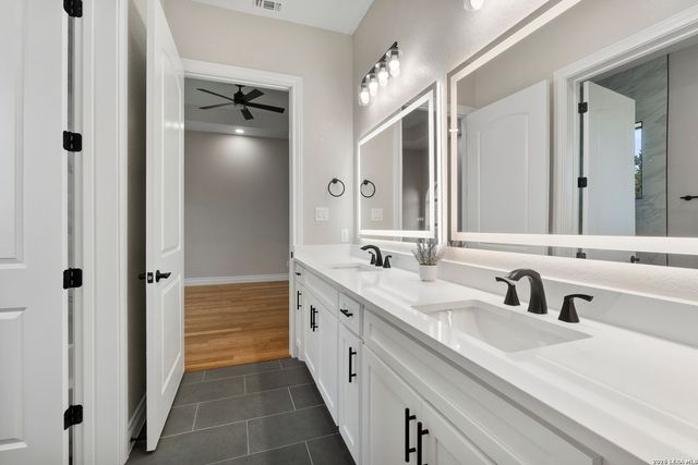 1954 Venezia, New Braunfels, TX 78132