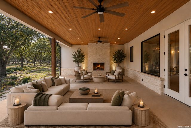 1954 Venezia, New Braunfels, TX 78132