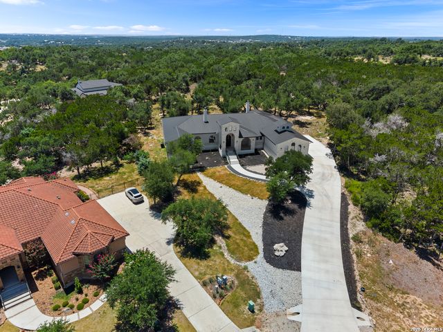1954 Venezia, New Braunfels, TX 78132