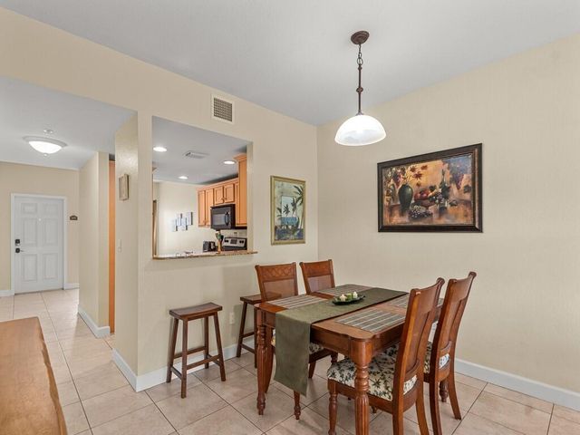 4210 Gator Trace Avenue B, Fort Pierce, FL 34982