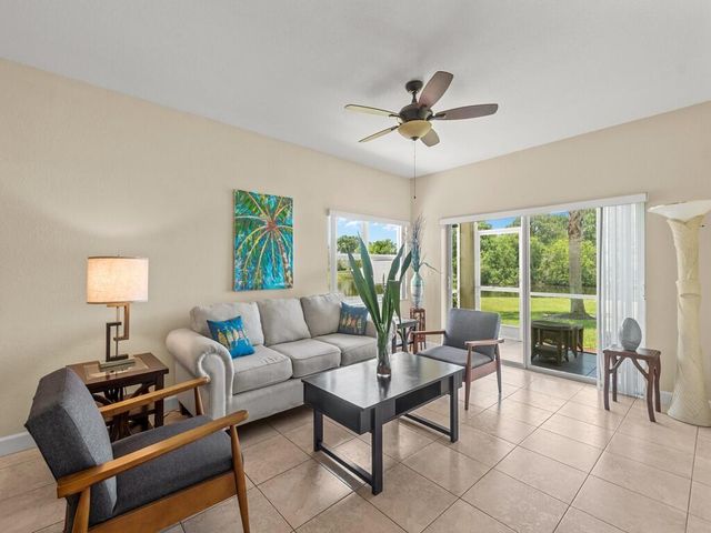 4210 Gator Trace Avenue B, Fort Pierce, FL 34982
