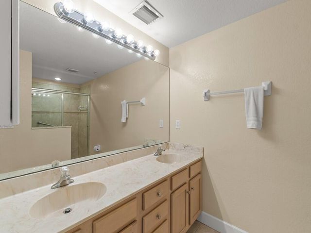 4210 Gator Trace Avenue B, Fort Pierce, FL 34982