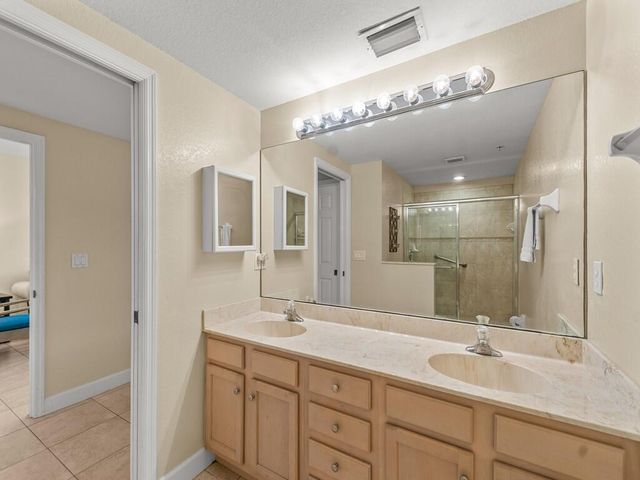 4210 Gator Trace Avenue B, Fort Pierce, FL 34982