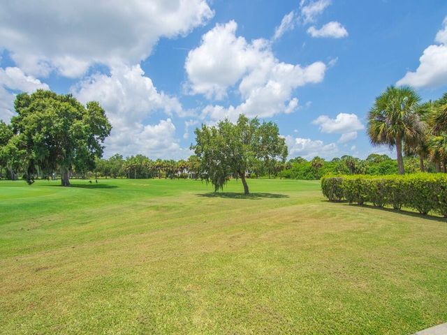4210 Gator Trace Avenue B, Fort Pierce, FL 34982