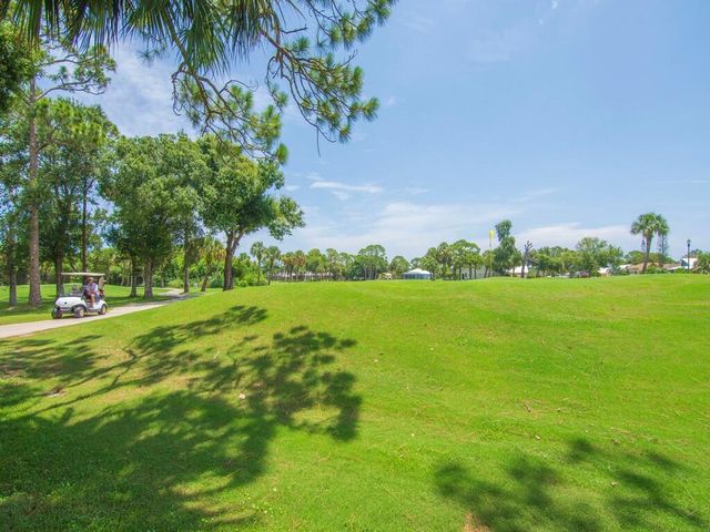 4210 Gator Trace Avenue B, Fort Pierce, FL 34982