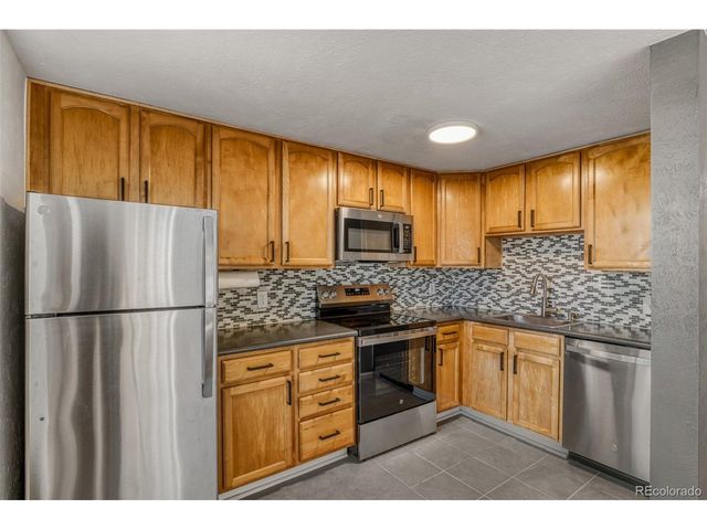 1182 N Clermont St 101, Denver, CO 80220