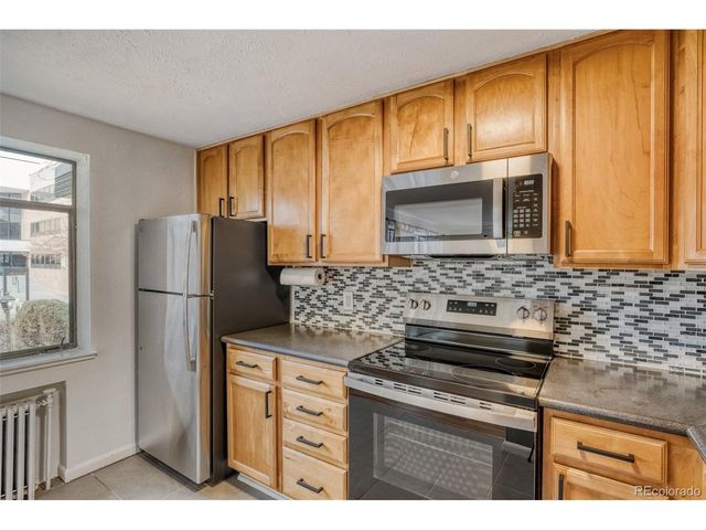 1182 N Clermont St 101, Denver, CO 80220