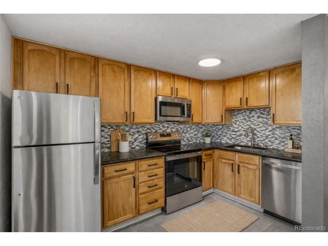 1182 N Clermont St 101, Denver, CO 80220