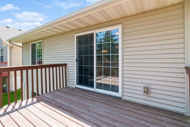 8556 Adair Circle N, Brooklyn Park, MN 55443
