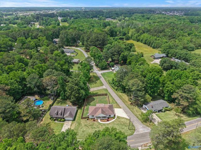 15431 Line Road, Athens, AL 35613