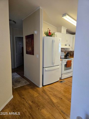 301 S SIGNAL BUTTE Road 826, Apache Junction, AZ 85120