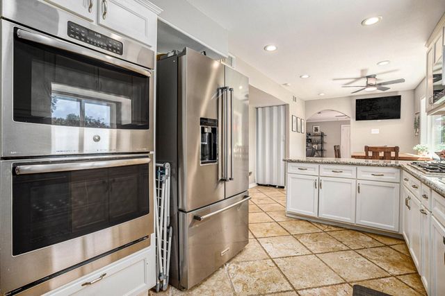 12421 Roy Road CR105, Brookside, TX 77581