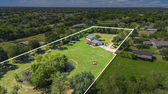 12421 Roy Road CR105, Brookside, TX 77581