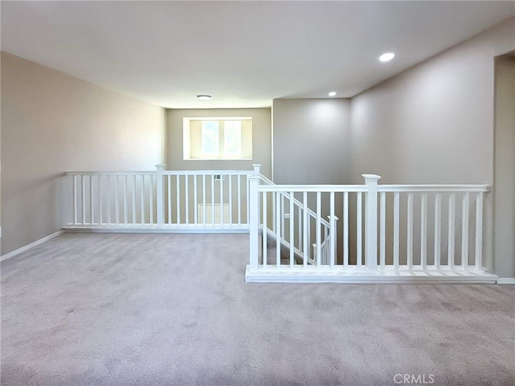 Image 14 of property listing at 6727 Miramar Lane, Palmdale, CA 93551