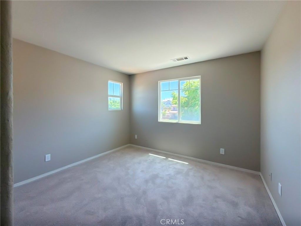 Image 26 of property listing at 6727 Miramar Lane, Palmdale, CA 93551