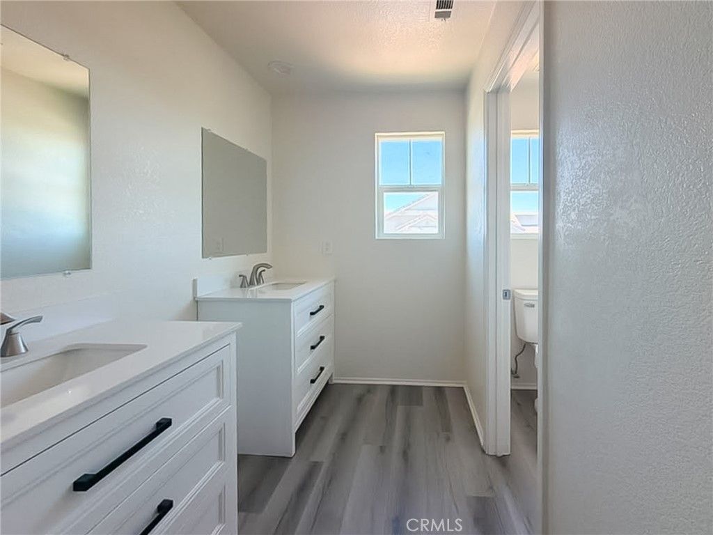 Image 29 of property listing at 6727 Miramar Lane, Palmdale, CA 93551