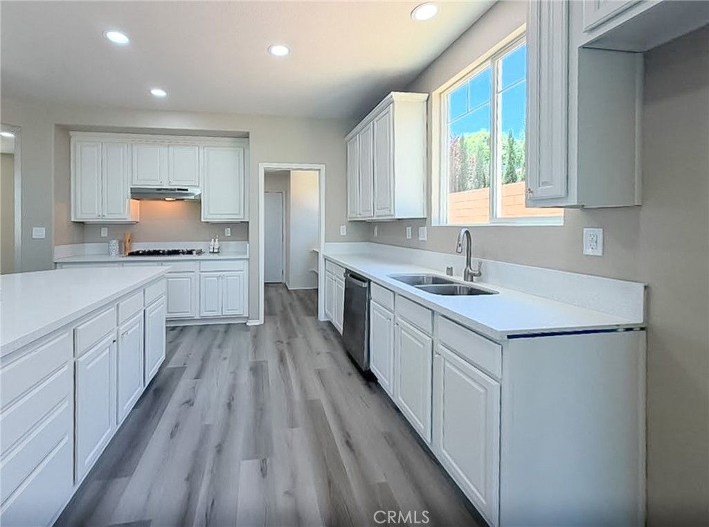 Image 8 of property listing at 6727 Miramar Lane, Palmdale, CA 93551