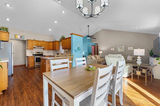 W11025 Glen Drive, Beaver Dam, WI 53916