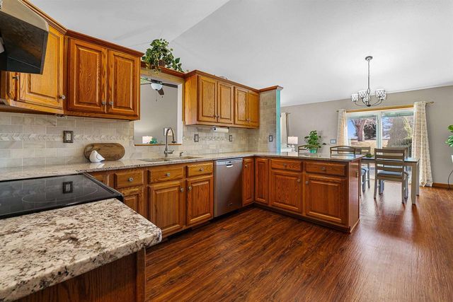 W11025 Glen Drive, Beaver Dam, WI 53916