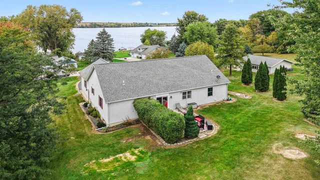 W11025 Glen Drive, Beaver Dam, WI 53916
