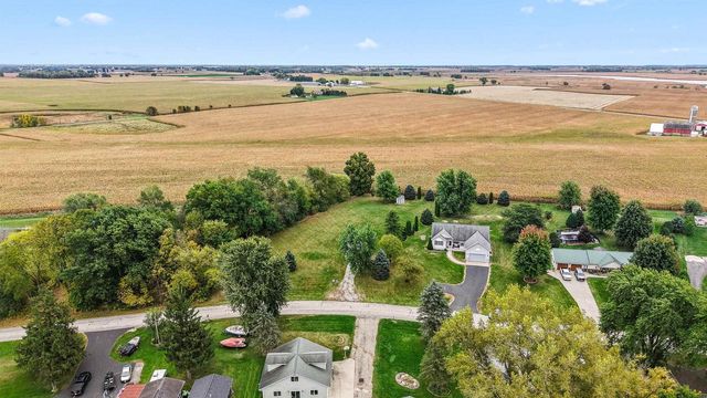W11025 Glen Drive, Beaver Dam, WI 53916