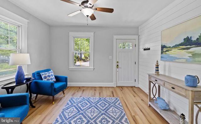 8 HIGHLAND AVE, Annapolis, MD 21403