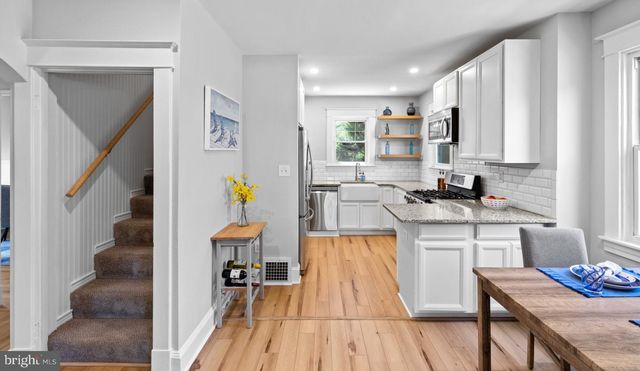 8 HIGHLAND AVE, Annapolis, MD 21403